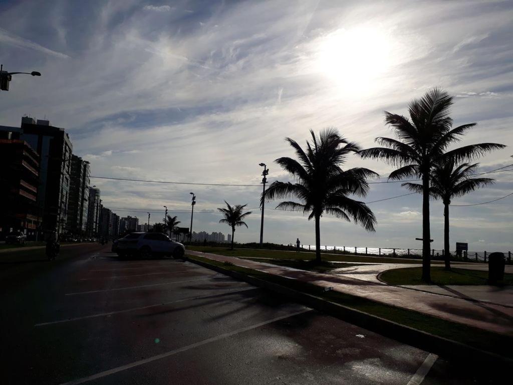 Apto Na Orla De Itaparica, Com Wifi, Area Privada E Excelente Para Criancas, Terceira Idade E Pets. Vila Velha  Buitenkant foto